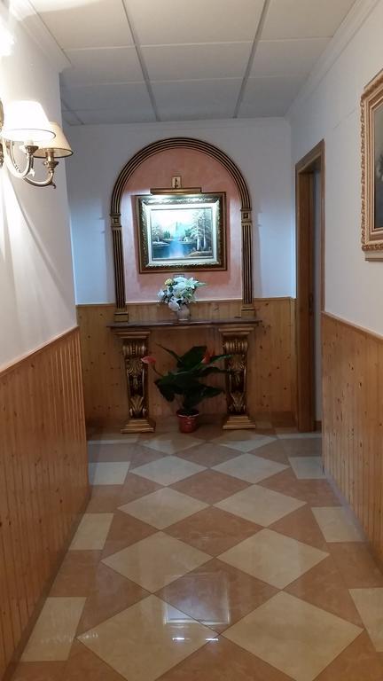 Hostal Los Rosales 阿尔卡拉斯 客房 照片